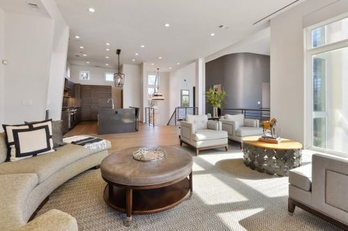 1300 Monroe Dr, Atlanta GA 30306-3440 exterior