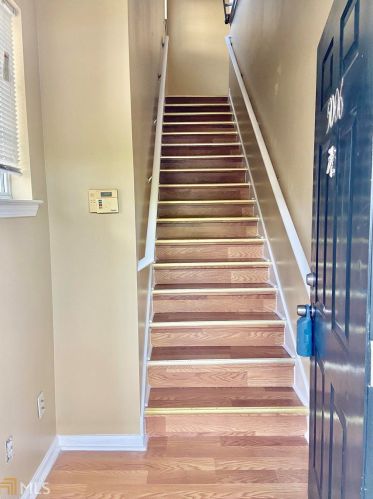 245 Amal Dr, Atlanta GA 30315-4817 exterior