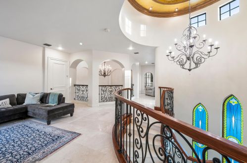 8060 Twin Lk Dr, Boca Raton FL 33496-1945 exterior