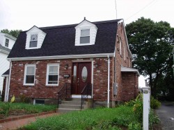 78 Chapel St, Newton, MA 02458-1011