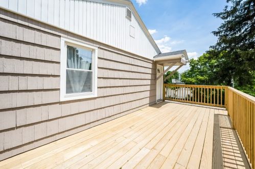 30 Locust Ave, Worcester MA  01604-6020 exterior