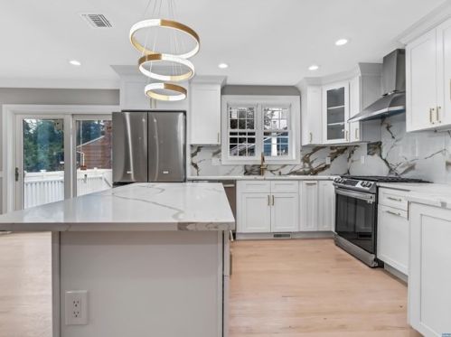 356 New Milford Ave, Dumont NJ 07628-2147 exterior