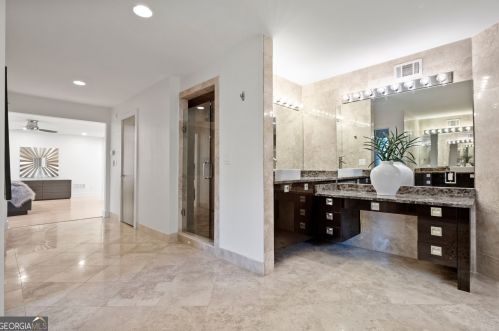 30 Chevaux Ct, Atlanta GA  30342-1944 exterior