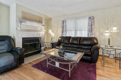 1892 56th St, Fennville MI 49408-8508 exterior