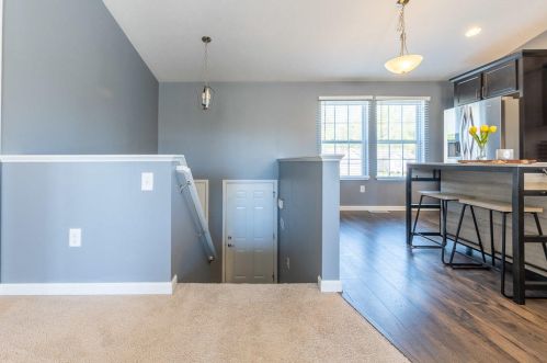 574 Oak Meadow Dr, Middlevle, MI 49333-8478