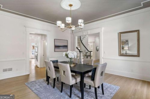 700 Brookwoods Trce, Atlanta GA 30342-2473 exterior