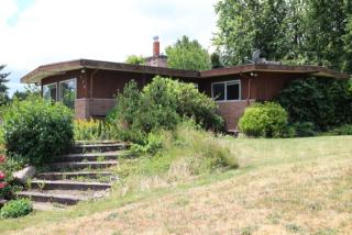 326 240th St, Bothell, WA 98021-8618
