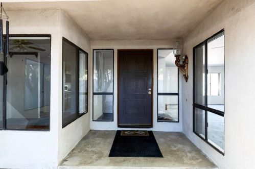 31150 Avenida Del Reposo, Temecula CA 92591-1719 exterior