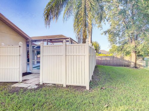 2761 Eagle Dr, Fort Pierce FL 34984-8919 exterior