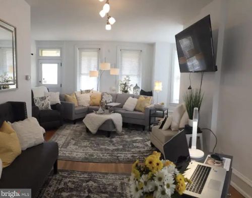 2008 Marietta Ave, Lancaster PA 17603-2354 exterior