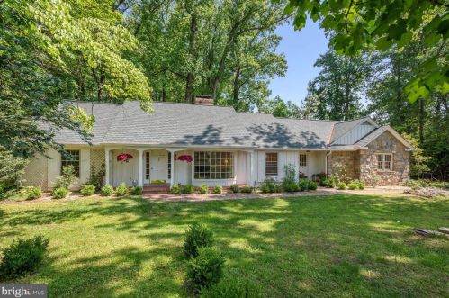 8430 Brook Rd, Mc Lean, VA 22102-1703