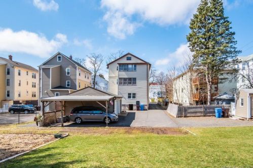 71 Albany Ave, New Britain CT 06053-3586 exterior