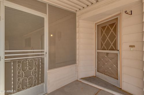 26006 Country Clb Dr, Chandler AZ 85248-6464 exterior