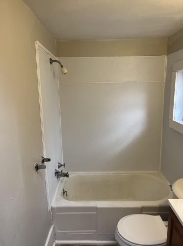 1044 Kenneth St, Meskegon MI  49442-3929 exterior