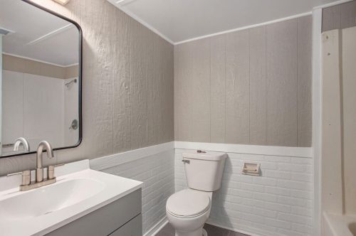 2161 Holliday Dr, Wyoming MI exterior