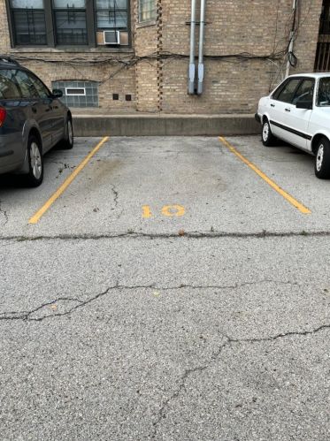 1401 55th St, Chicago IL 60615-5402 exterior