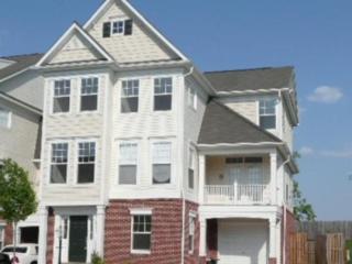 8245 Glade Bank Dr, Manassas VA  20111-5236 exterior