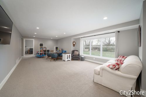 6711 Burlingame Ave, Byron Township MI 49315-9335 exterior