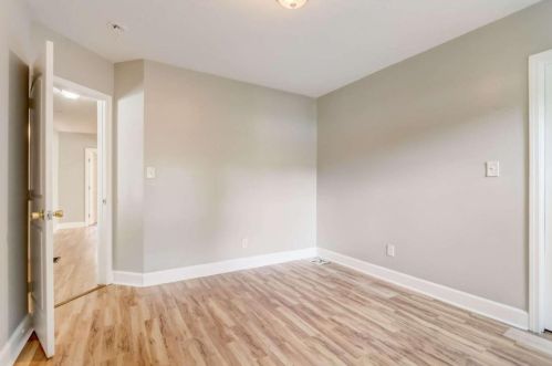 761 Kennolia Dr, Atlanta GA 30310-2330 exterior