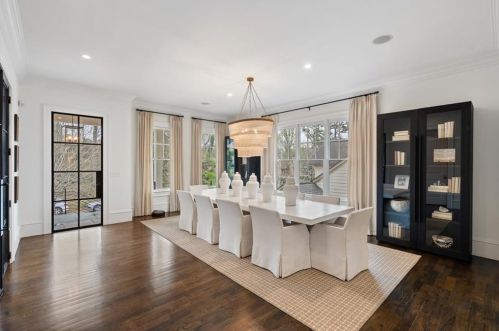 2652 Forrest Way, Atlanta GA  30305-3770 exterior