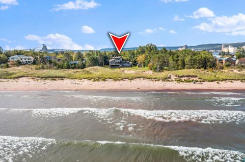 1700 Minnesota Ave, Duluth MN 55802-2434 exterior