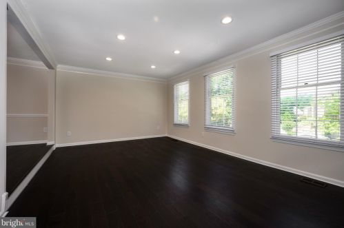 10910 Bloomingdale Dr, Rockville MD  20852-5548 exterior