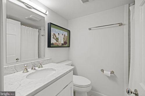 1527 31 St, Washington DC 20007-4405 exterior