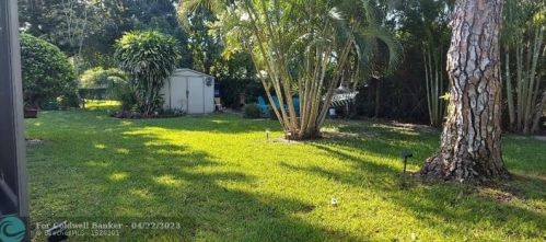 382 Gulfstream Ave, Fort Pierce FL  34983-1219 exterior