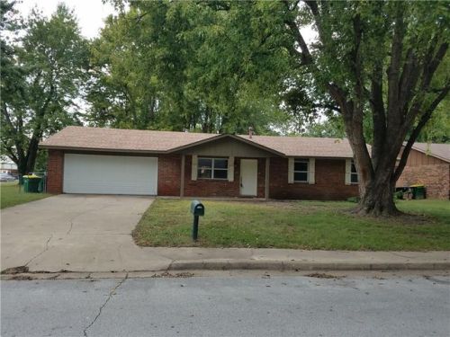 1000 Alicia St, Springdale AR  72762-2790 exterior