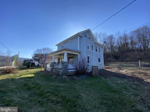 31 Old Forge Rd, Lincoln Colliery, PA 17963-8884