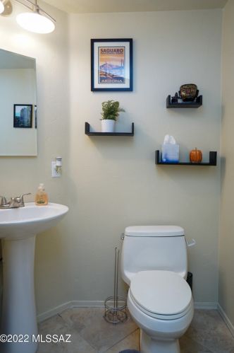 7724 Mcgee Mountain Rd, Tucson AZ 85750-7406 exterior