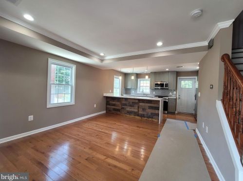 5938 Kings Hwy, Alexandria VA  22303-2020 exterior