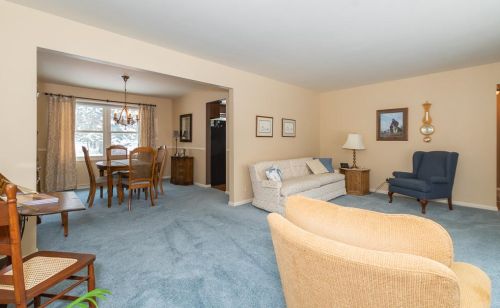 2910 5 St, Kalamazoo MI 49009-8589 exterior