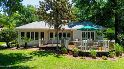 50 Greenwood Dr, Bluffton SC 29910-5707 exterior