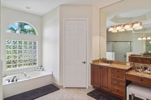 11720 Apple Blossom Trl, Fort Pierce FL  34987-2475 exterior