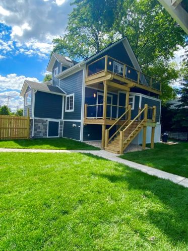 596 Euclid Ave, Elmhurst IL  60126-4336 exterior