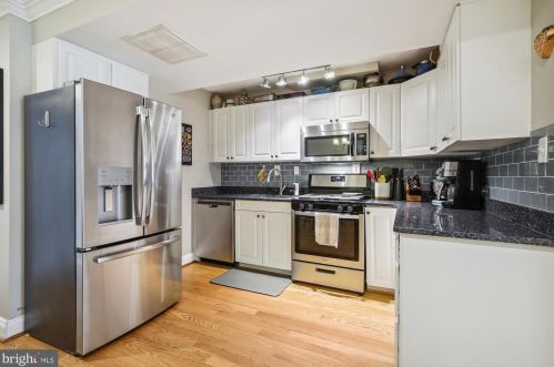 625 Alfred St, Alexandria VA  22314-1822 exterior