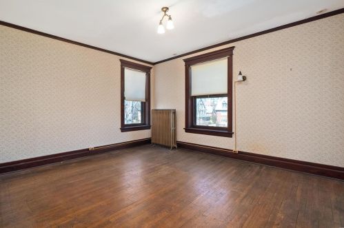 16 Kingsbury Pl, Saint Louis MO 63112-1825 exterior