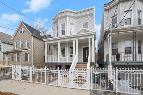 35 12 Ave, Mount Vernon NY 10550-3712 exterior