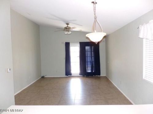 10214 Paseo Juan Tabo, Tucson AZ  85747-5259 exterior