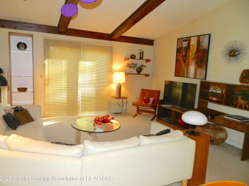 5912 Okemos Rd, Haslett MI 48840-9519 exterior