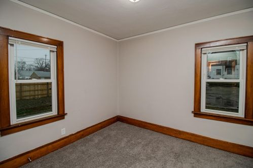 4608 39th St, Milwaukee WI  53209-5860 exterior