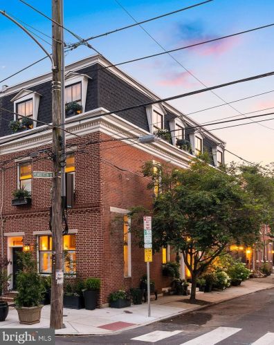 718 22nd St, Philadelphia PA 19130-0027 exterior