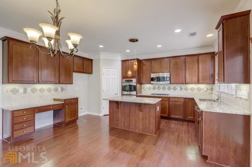 3056 Eastbrook Ter, Atlanta, GA 30331-5471