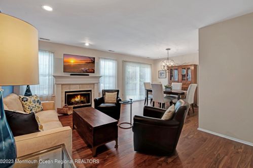 120 Mimosa Ln, East Freehold NJ 07728-4149 exterior