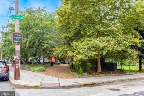 1131 Catharine St, Philadelphia PA 19143-2615 exterior