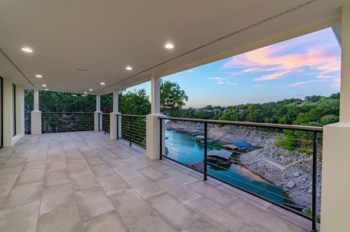 1027 Challenger, Austin TX 78734-4211 exterior