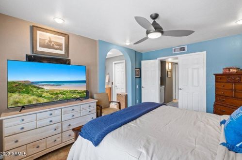 19444 Central Ave, Phoenix AZ 85004-2905 exterior