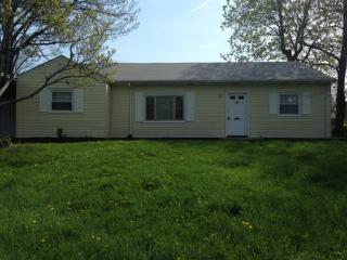 2461 Kenyon St, Indianapolis IN  46219-1617 exterior