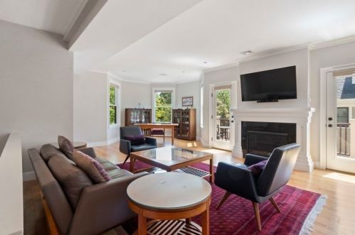 90 Babcock St, Brookline, MA 02446-5900